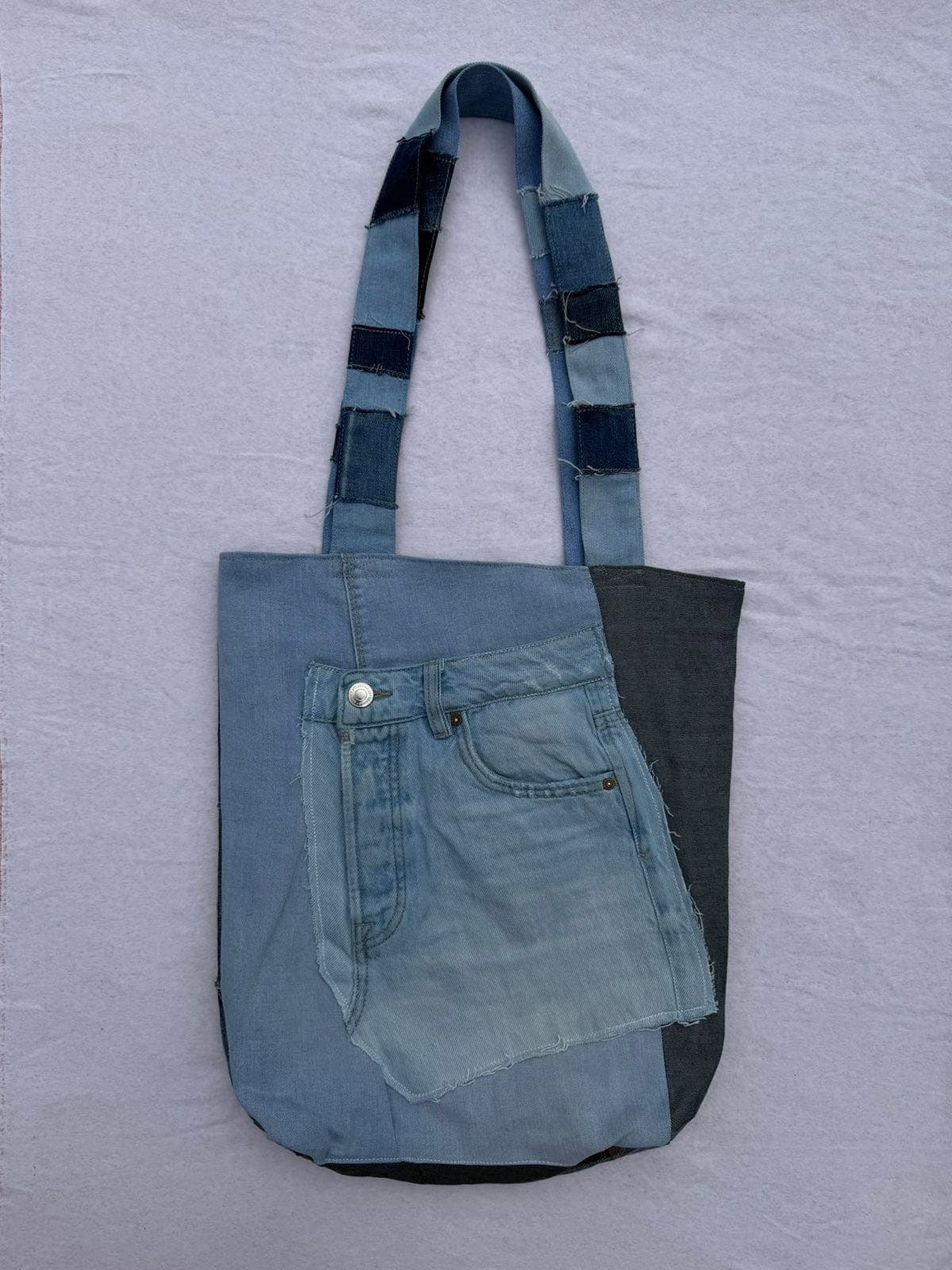 TB-005/030, photo 2 sur 4