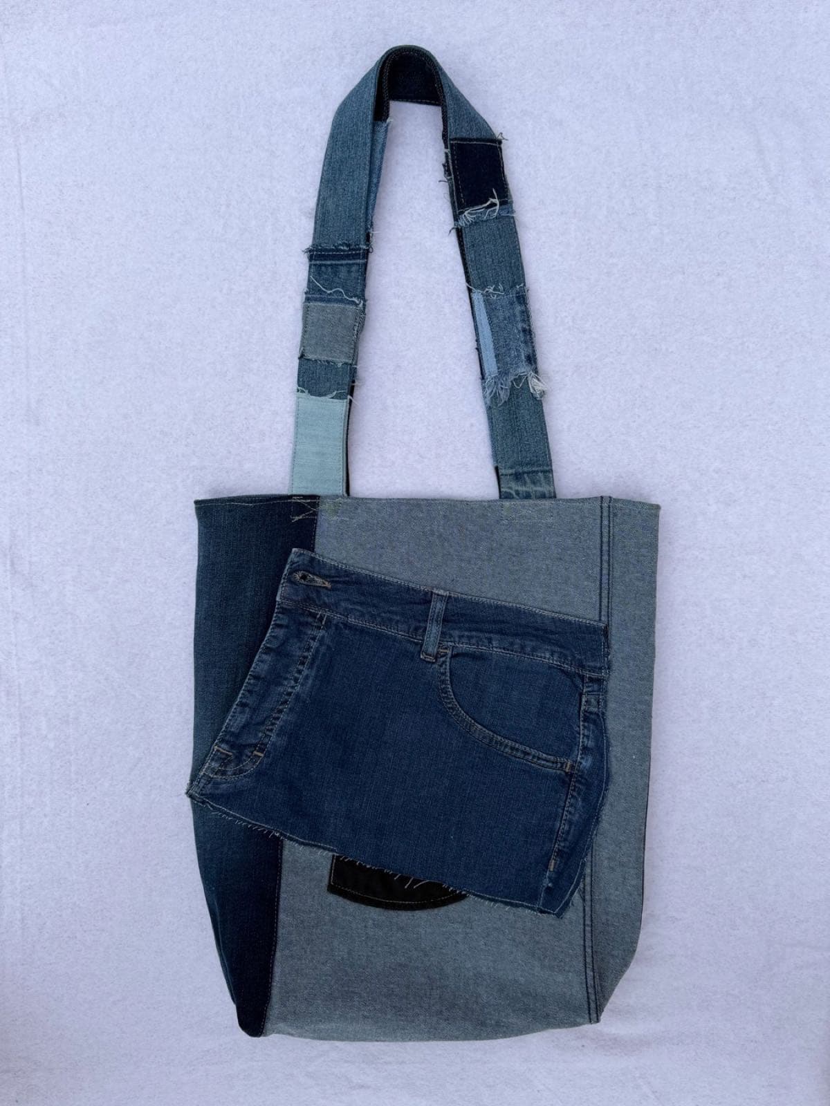 Sac en jean recyclé TB-012/030, dos avec la poche avant