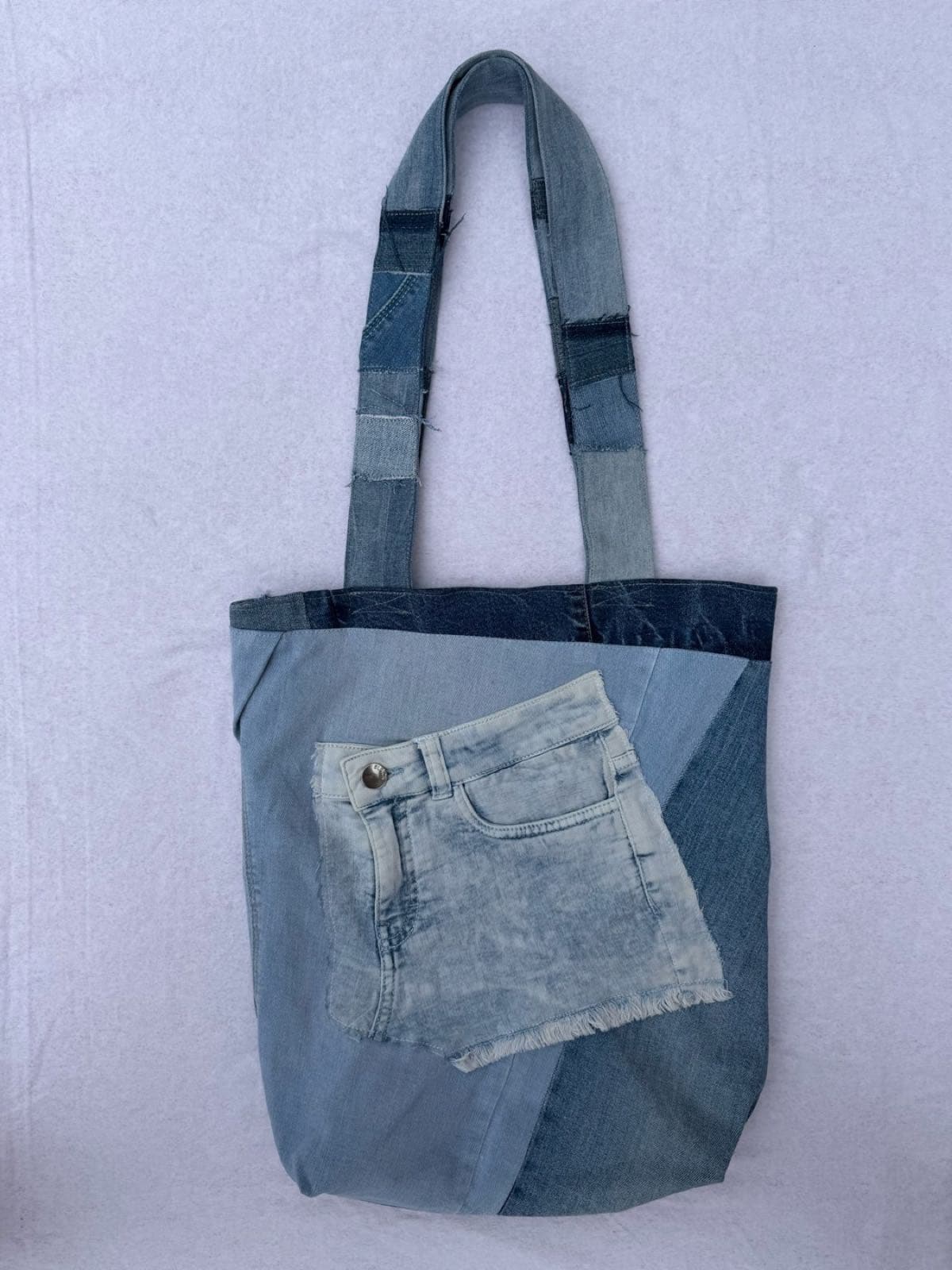 Sac en jean recyclé TB-016/030, dos avec la poche avant