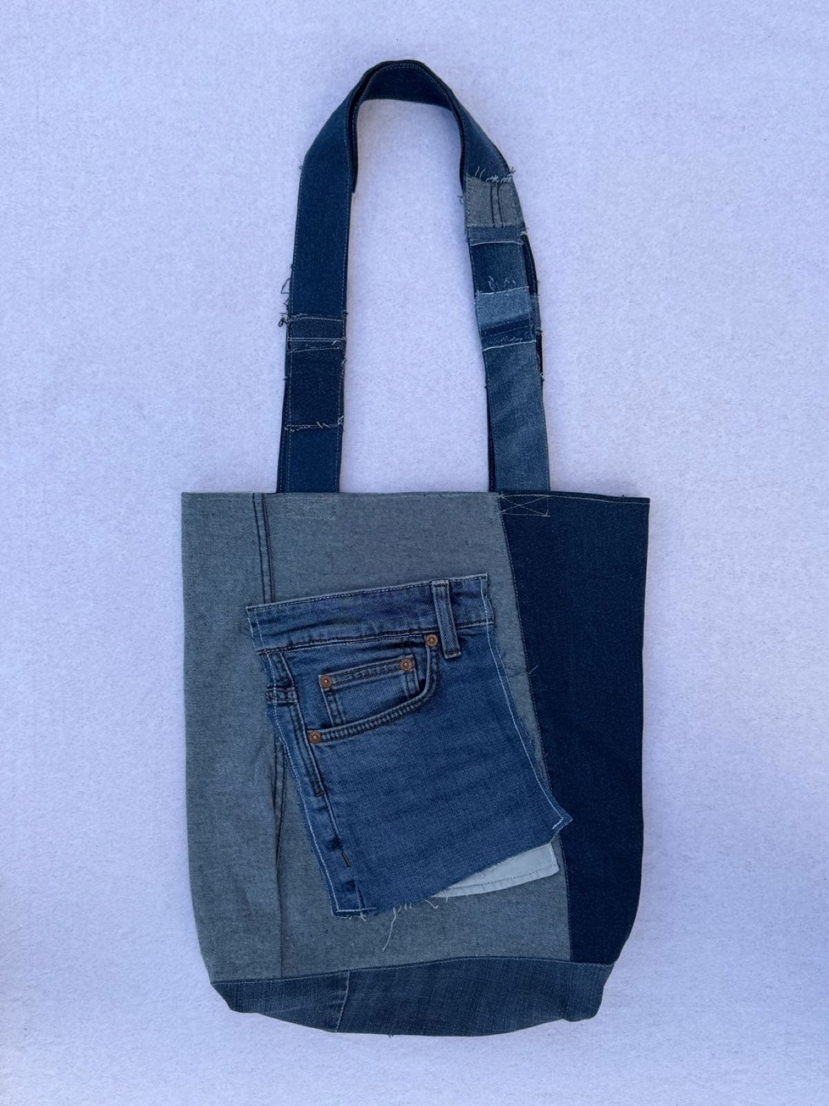 Sac en jean recyclé TB-028/030, dos avec la poche avant